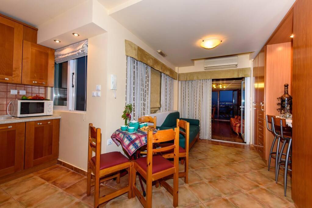 Elisabeth'S Penthouse At The Heart Of The City Rethymno Exterior foto