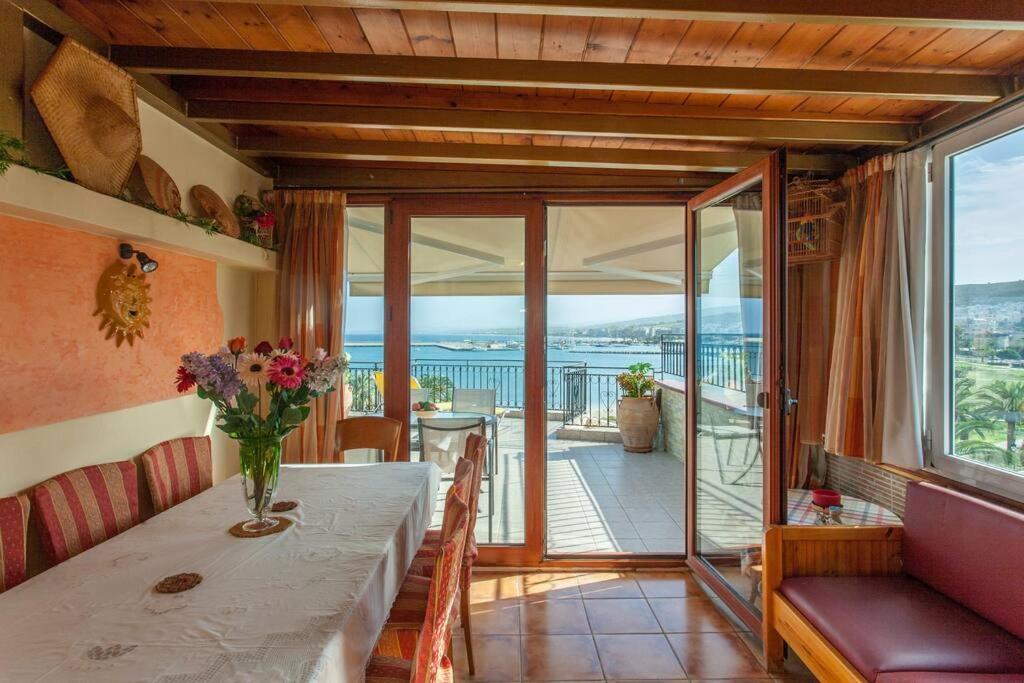 Elisabeth'S Penthouse At The Heart Of The City Rethymno Exterior foto
